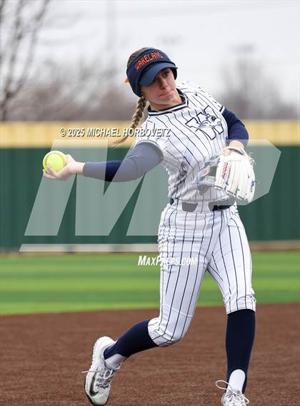 Thumbnail 2 in Pearce @ Wakeland photogallery.