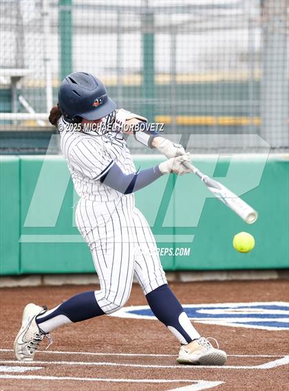 Thumbnail 1 in Pearce @ Wakeland photogallery.