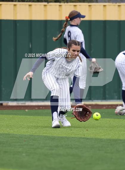 Thumbnail 1 in Pearce @ Wakeland photogallery.