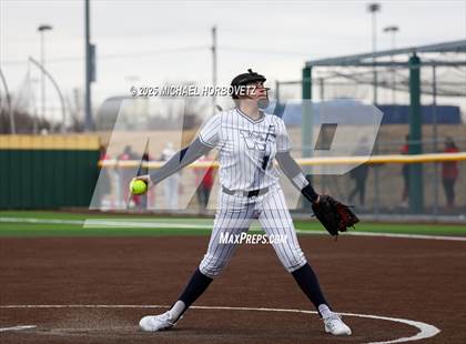 Thumbnail 3 in Pearce @ Wakeland photogallery.
