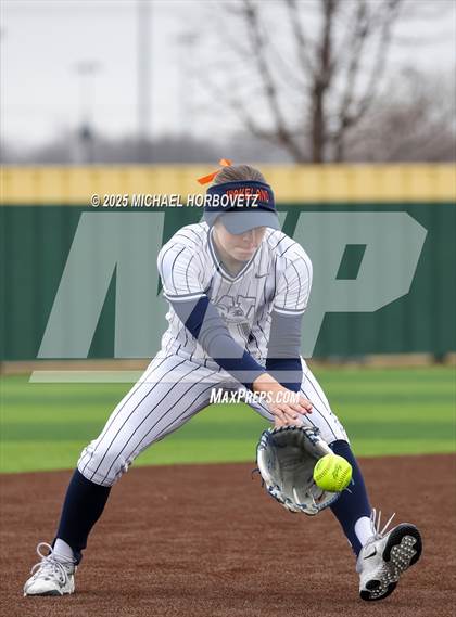 Thumbnail 3 in Pearce @ Wakeland photogallery.
