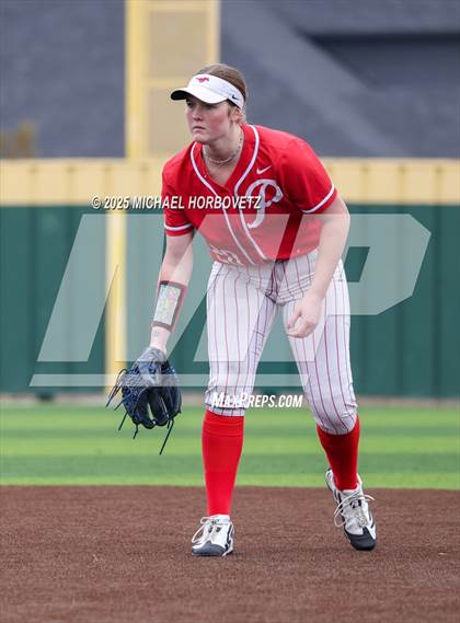 Thumbnail 1 in Pearce @ Wakeland photogallery.