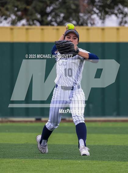 Thumbnail 2 in Pearce @ Wakeland photogallery.