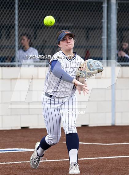 Thumbnail 3 in Pearce @ Wakeland photogallery.