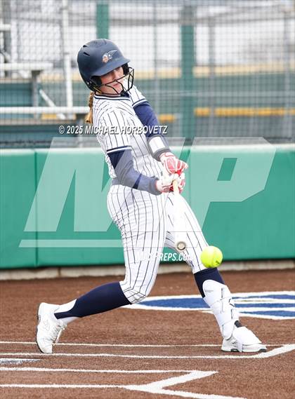 Thumbnail 2 in Pearce @ Wakeland photogallery.