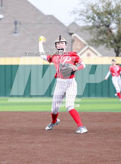 Thumbnail 1 in Pearce @ Wakeland photogallery.