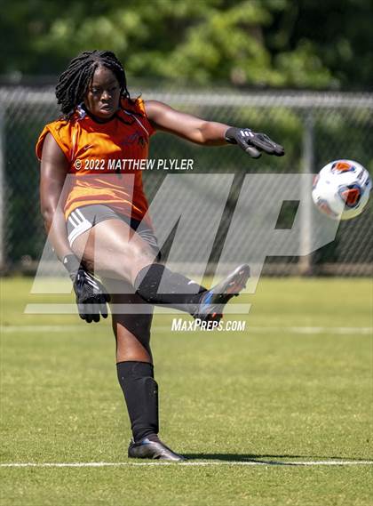 Thumbnail 2 in Eastern Alamance vs. Lake Norman Charter (NCHSAA 3A Final) (1 of 2 - the game) photogallery.