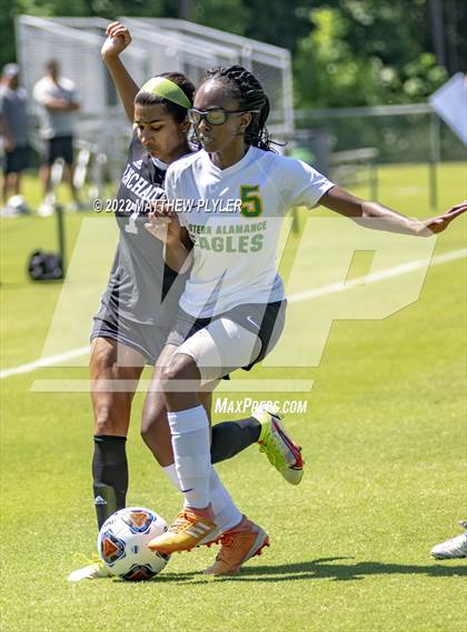Thumbnail 2 in Eastern Alamance vs. Lake Norman Charter (NCHSAA 3A Final) (1 of 2 - the game) photogallery.