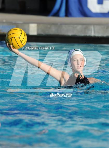 Thumbnail 3 in Mater Dei vs. Edison (Newport Holiday Cup) photogallery.