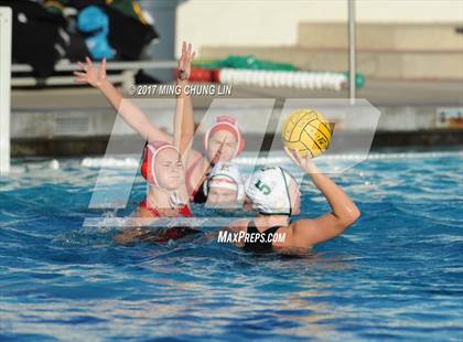 Thumbnail 3 in Mater Dei vs. Edison (Newport Holiday Cup) photogallery.