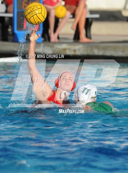 Thumbnail 3 in Mater Dei vs. Edison (Newport Holiday Cup) photogallery.