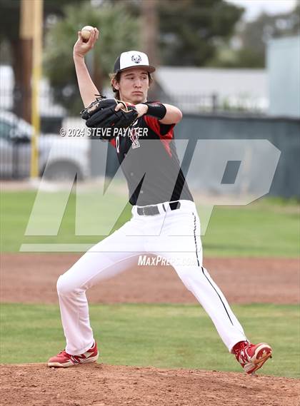 Thumbnail 3 in Bisbee vs. Tonopah Valley photogallery.