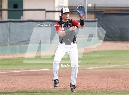 Thumbnail 3 in Bisbee vs. Tonopah Valley photogallery.