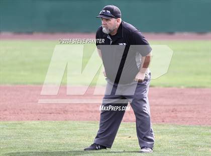 Thumbnail 3 in Bisbee vs. Tonopah Valley photogallery.
