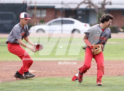 Thumbnail 3 in Bisbee vs. Tonopah Valley photogallery.