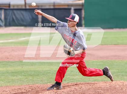 Thumbnail 3 in Bisbee vs. Tonopah Valley photogallery.