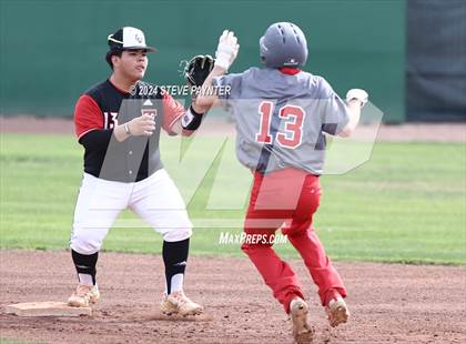 Thumbnail 3 in Bisbee vs. Tonopah Valley photogallery.