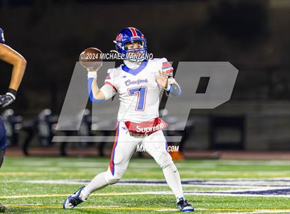 Thumbnail 2 in Crawford vs Bonita Vista (D5 Semifinal) photogallery.