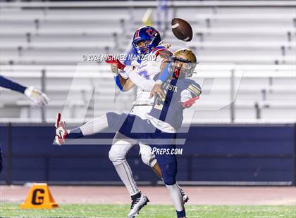 Thumbnail 2 in Crawford vs Bonita Vista (D5 Semifinal) photogallery.