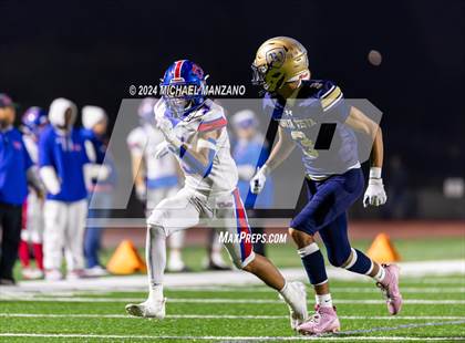 Thumbnail 2 in Crawford vs Bonita Vista (D5 Semifinal) photogallery.