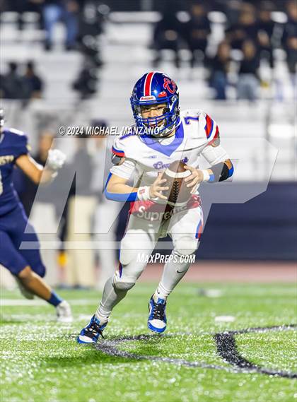 Thumbnail 2 in Crawford vs Bonita Vista (D5 Semifinal) photogallery.