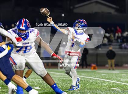 Thumbnail 2 in Crawford vs Bonita Vista (D5 Semifinal) photogallery.