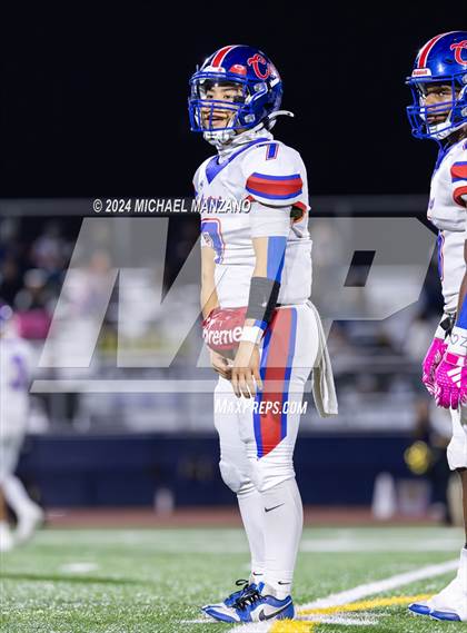 Thumbnail 1 in Crawford vs Bonita Vista (D5 Semifinal) photogallery.