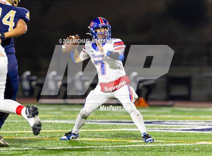 Thumbnail 1 in Crawford vs Bonita Vista (D5 Semifinal) photogallery.