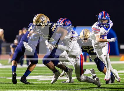 Thumbnail 3 in Crawford vs Bonita Vista (D5 Semifinal) photogallery.