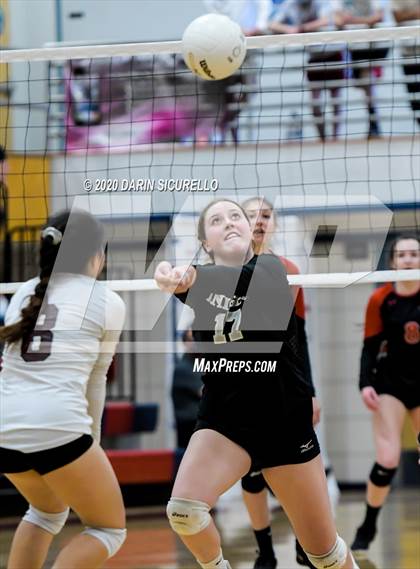 Thumbnail 1 in Chandler Prep vs Trivium Prep (AIA 2A Semifinal) photogallery.
