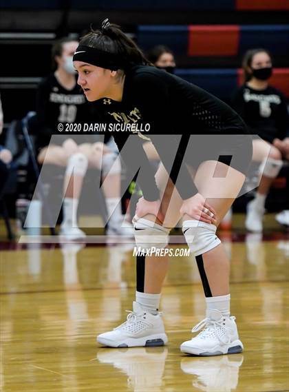Thumbnail 3 in Chandler Prep vs Trivium Prep (AIA 2A Semifinal) photogallery.