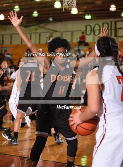 Thumbnail 1 in St. Pius X vs Dobie (McDonald's Texas Invitational) photogallery.