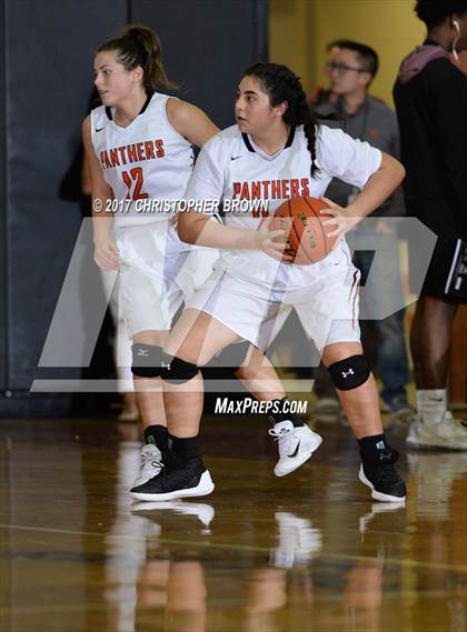 Thumbnail 2 in St. Pius X vs Dobie (McDonald's Texas Invitational) photogallery.