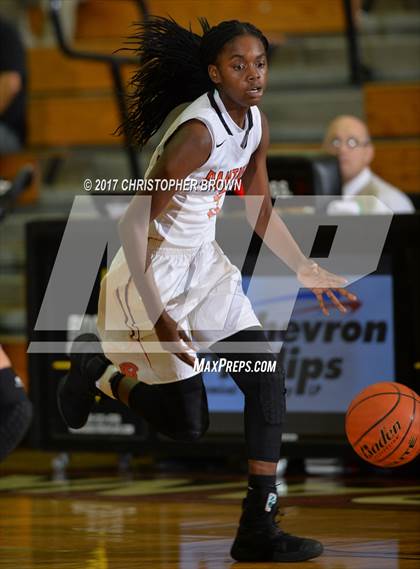 Thumbnail 1 in St. Pius X vs Dobie (McDonald's Texas Invitational) photogallery.