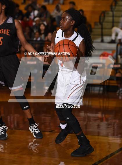 Thumbnail 1 in St. Pius X vs Dobie (McDonald's Texas Invitational) photogallery.