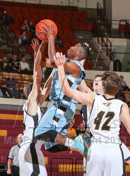 Thumbnail 1 in Bellevue vs. New Way Christian Academy (Fantasy of Lights Tournament) photogallery.