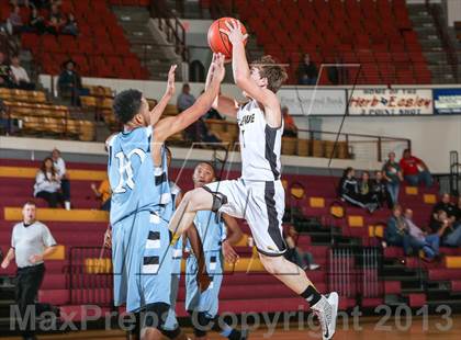 Thumbnail 3 in Bellevue vs. New Way Christian Academy (Fantasy of Lights Tournament) photogallery.