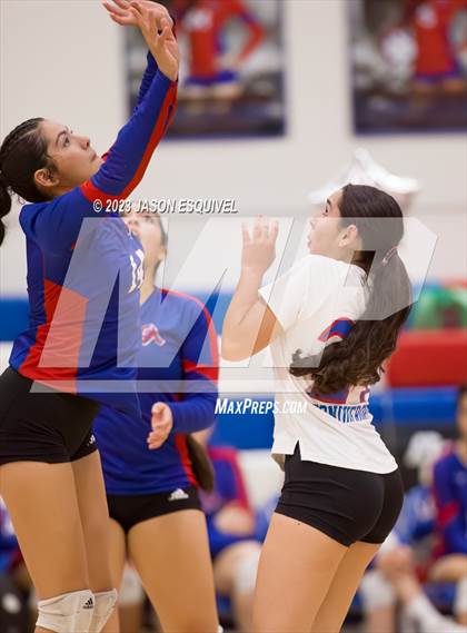 Thumbnail 3 in Wilson @ Los Altos photogallery.