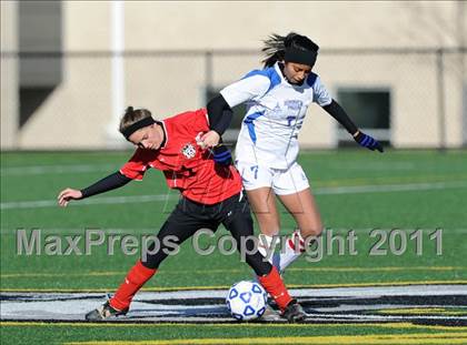 Thumbnail 3 in Hoosick Falls vs. Tully (NYSPHSAA Class C Semifinal) photogallery.