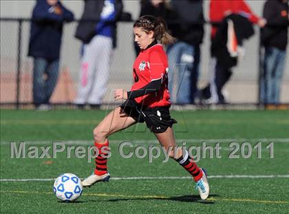 Thumbnail 2 in Hoosick Falls vs. Tully (NYSPHSAA Class C Semifinal) photogallery.