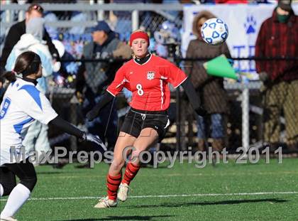 Thumbnail 3 in Hoosick Falls vs. Tully (NYSPHSAA Class C Semifinal) photogallery.