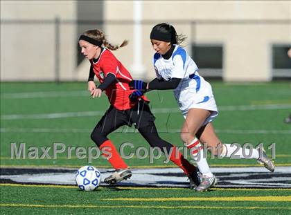 Thumbnail 1 in Hoosick Falls vs. Tully (NYSPHSAA Class C Semifinal) photogallery.