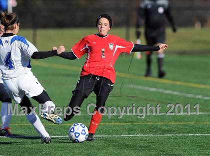 Thumbnail 1 in Hoosick Falls vs. Tully (NYSPHSAA Class C Semifinal) photogallery.