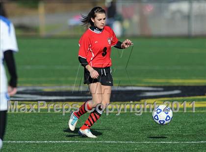 Thumbnail 2 in Hoosick Falls vs. Tully (NYSPHSAA Class C Semifinal) photogallery.