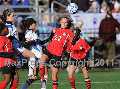 Thumbnail 3 in Hoosick Falls vs. Tully (NYSPHSAA Class C Semifinal) photogallery.