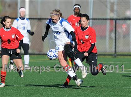 Thumbnail 3 in Hoosick Falls vs. Tully (NYSPHSAA Class C Semifinal) photogallery.