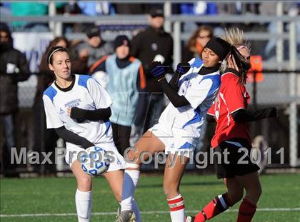 Thumbnail 2 in Hoosick Falls vs. Tully (NYSPHSAA Class C Semifinal) photogallery.