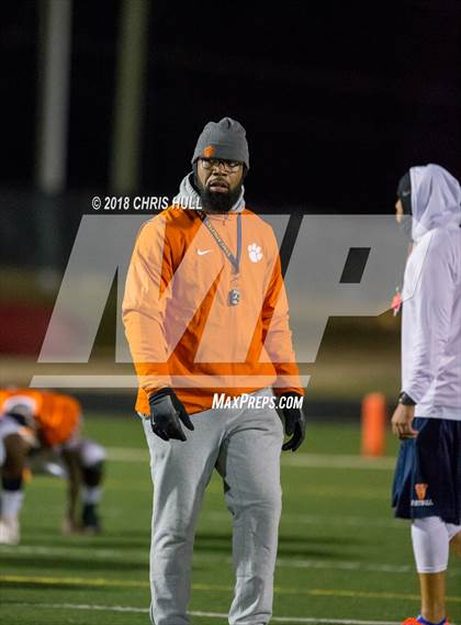 Thumbnail 1 in Zebulon B. Vance vs. Myers Park (NCHSAA Regional round) photogallery.