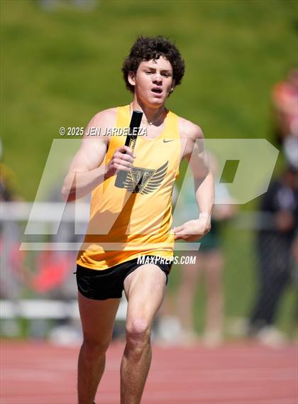 Thumbnail 2 in CHSAA Final 4A ( 4x800 Relay) photogallery.