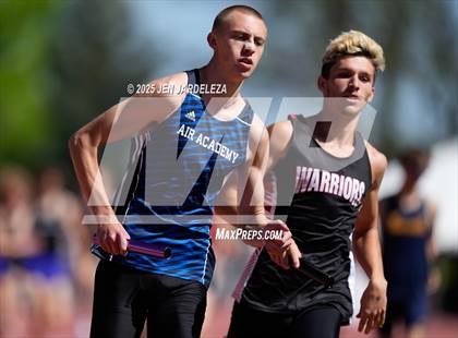 Thumbnail 2 in CHSAA Final 4A ( 4x800 Relay) photogallery.